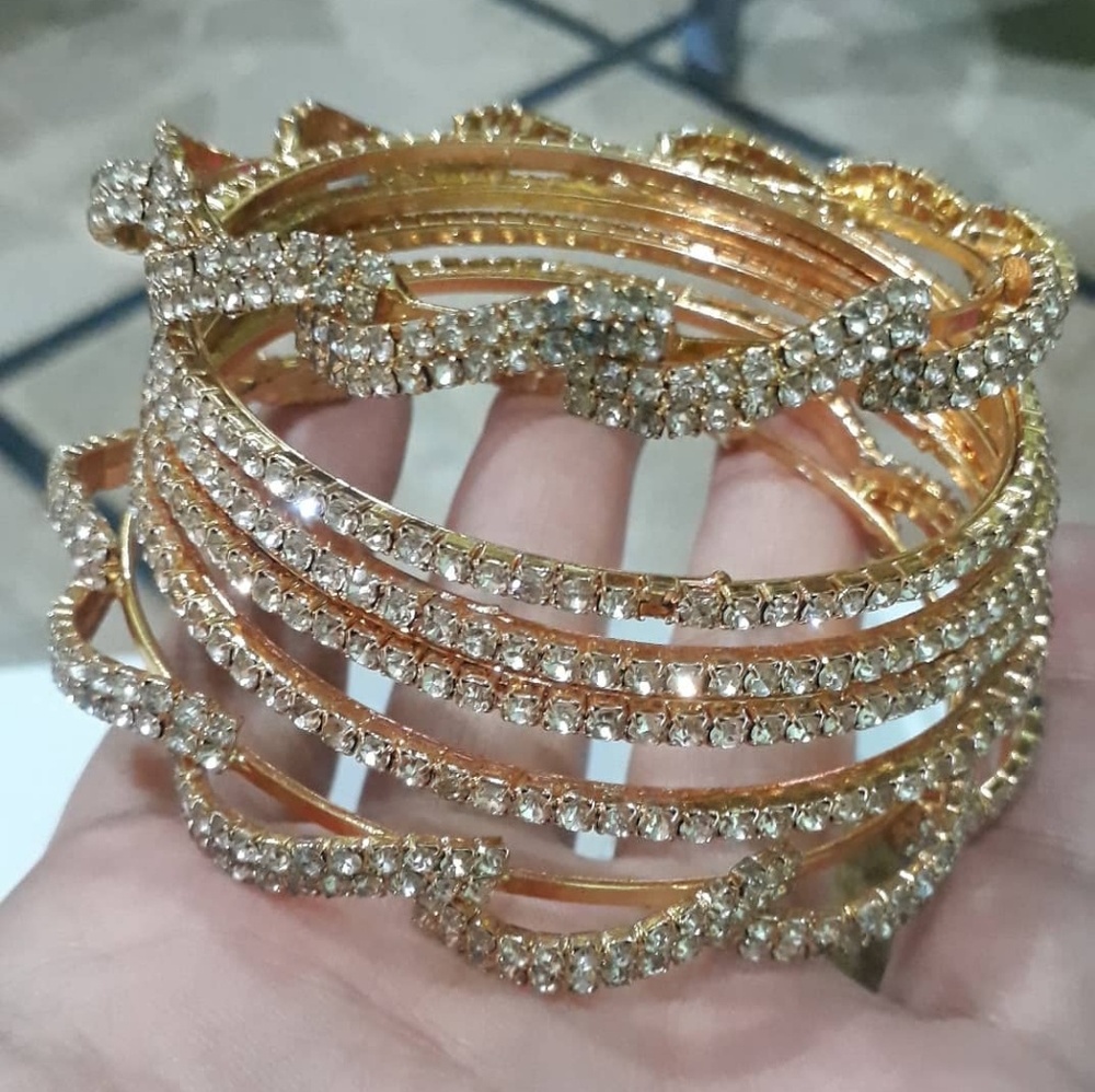 Antique stones bangles